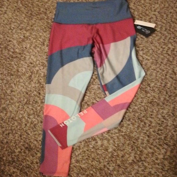 Onzie Pants - Onzie x Peloton Graphic High Rise Leggings S NWT
